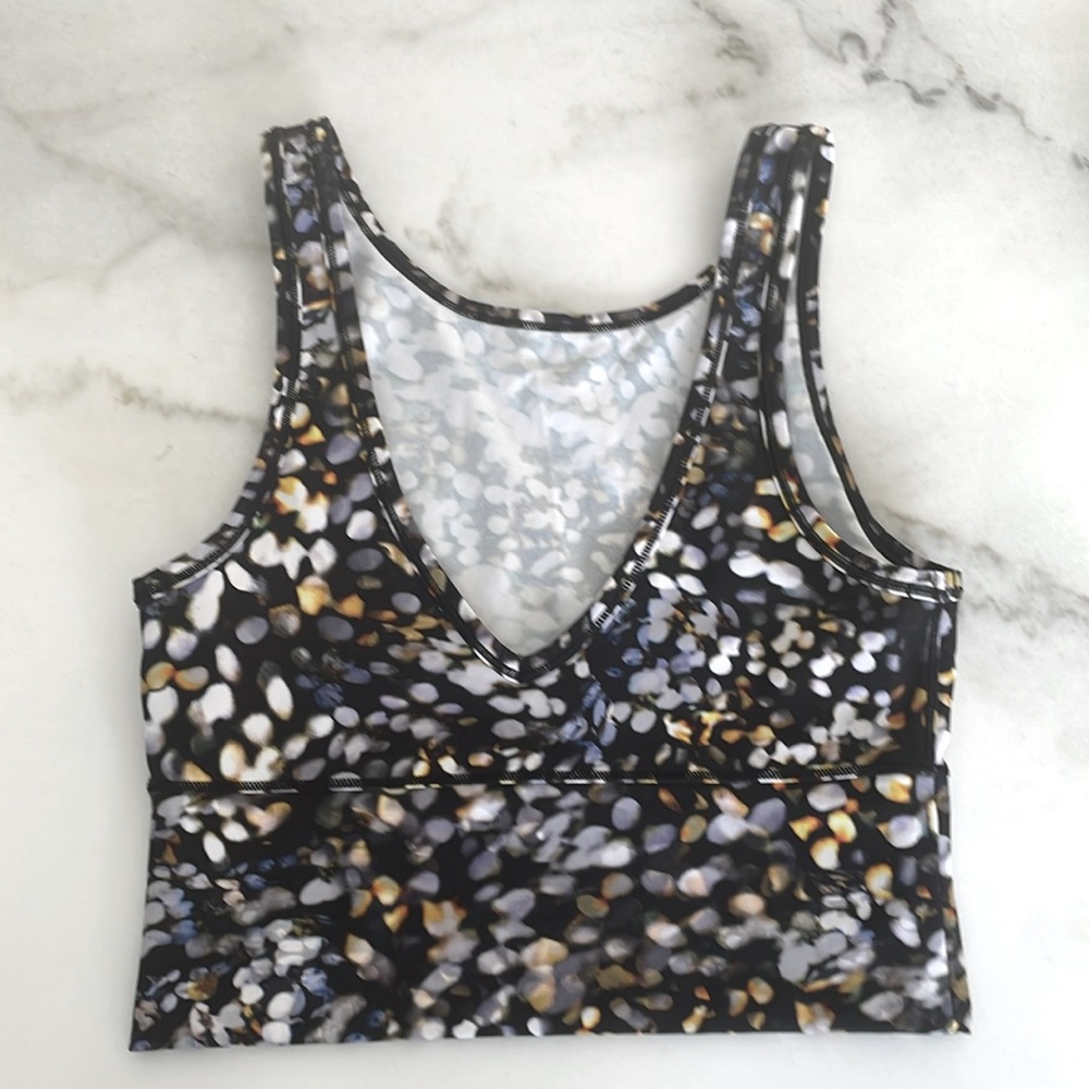 Lululemon Power Pivot Tank - Picture 2 of 2